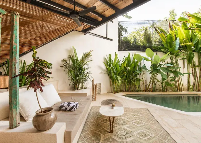 Cozy 1-Br Villa, 800M From Echo Beach *